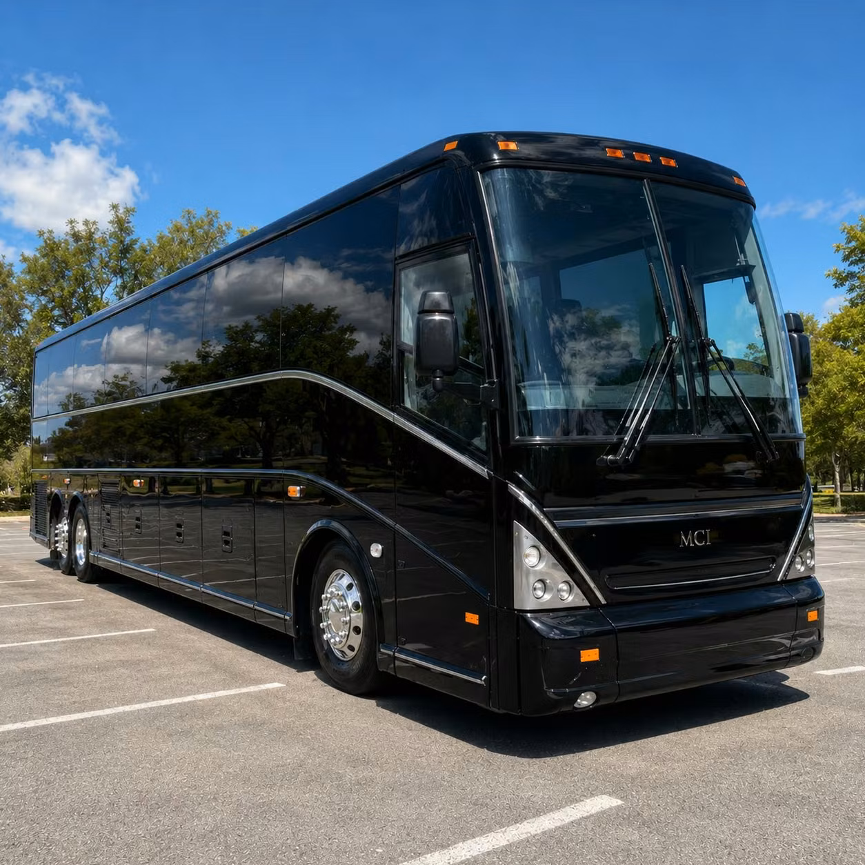 airport shuttle transportation between rochester hills and detroit metro airport