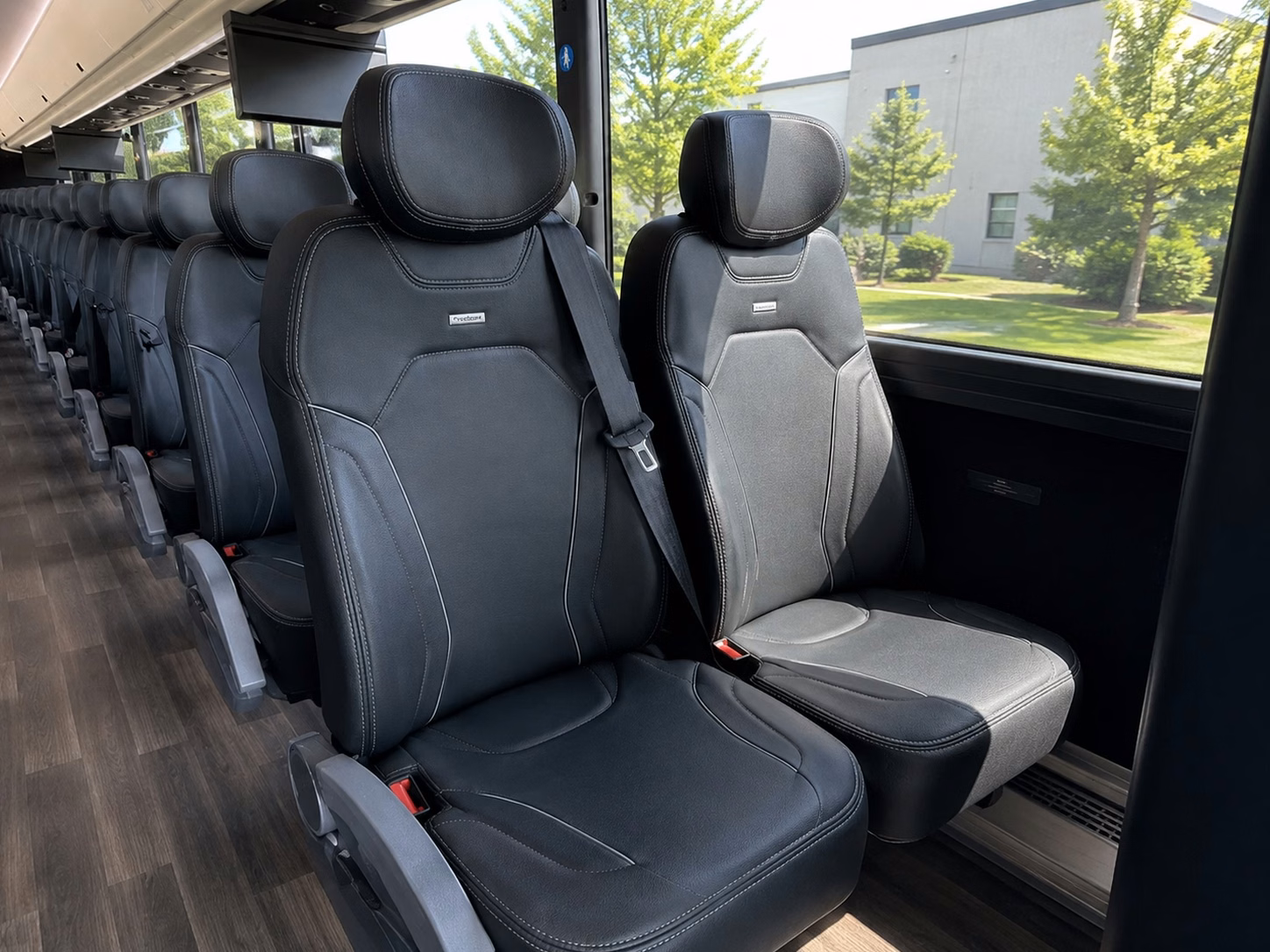 bus type changes charter bus prices in rochester hills michigan