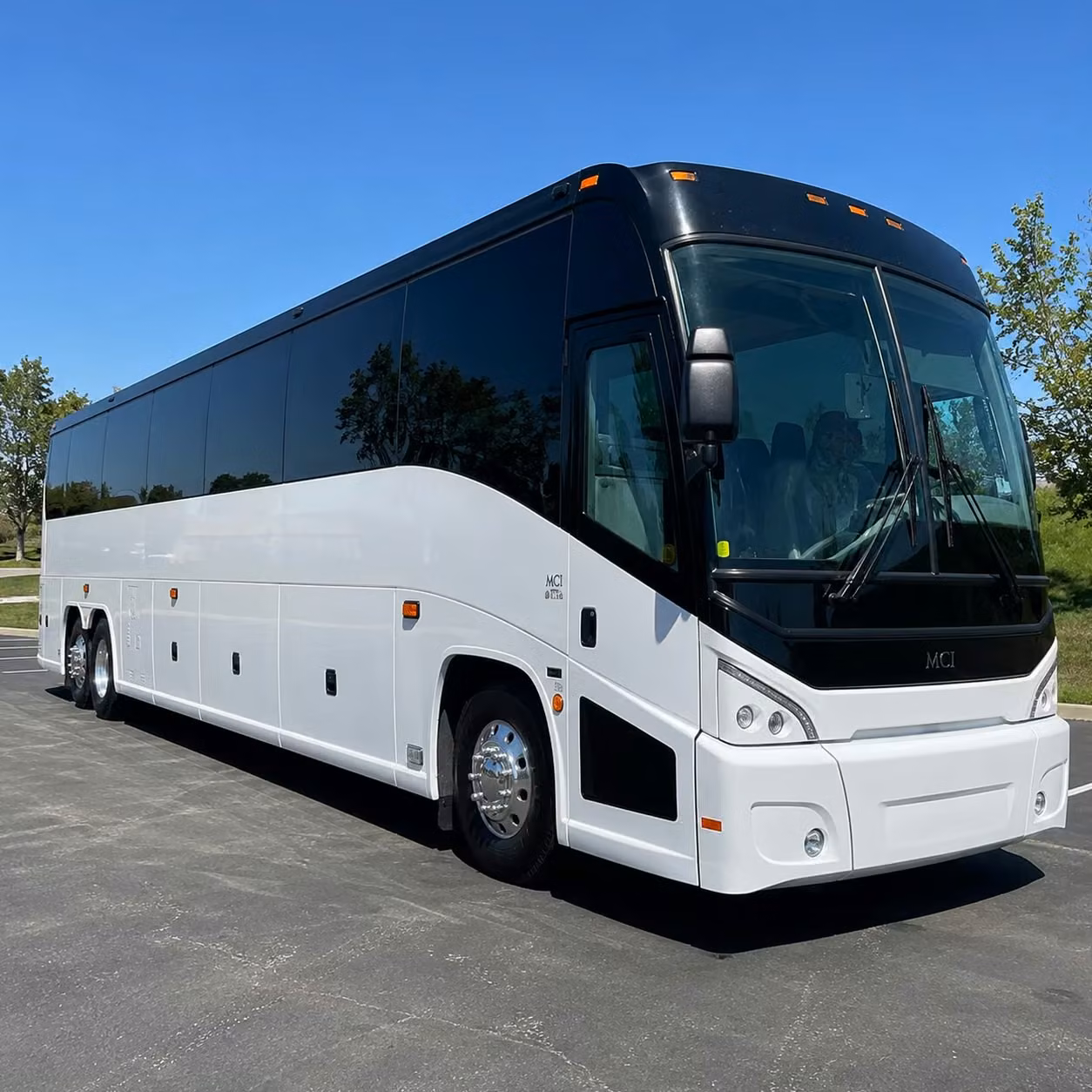 find the right airport transportation package for rochester hills in seconds