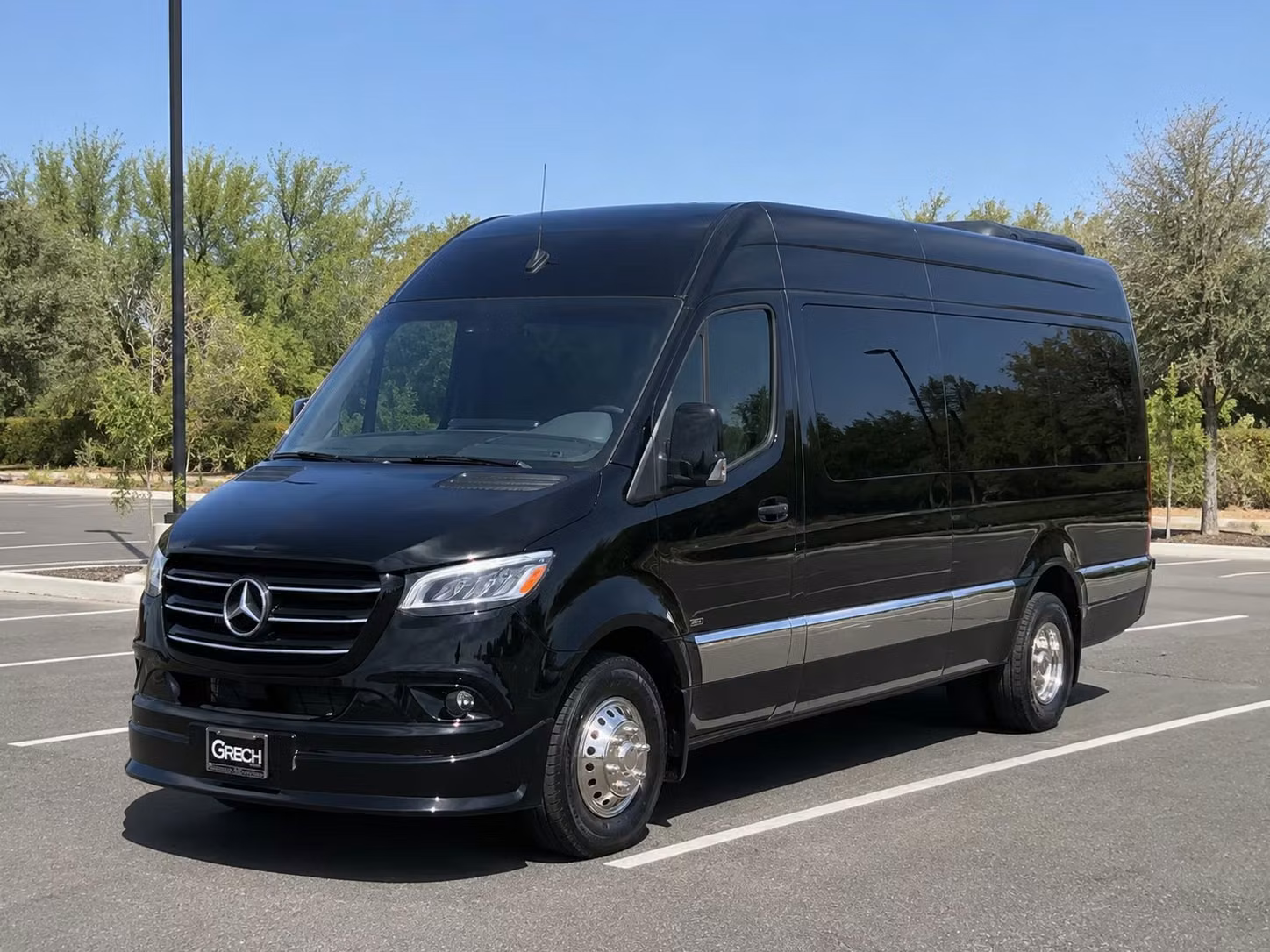 rochester hills airport transportation