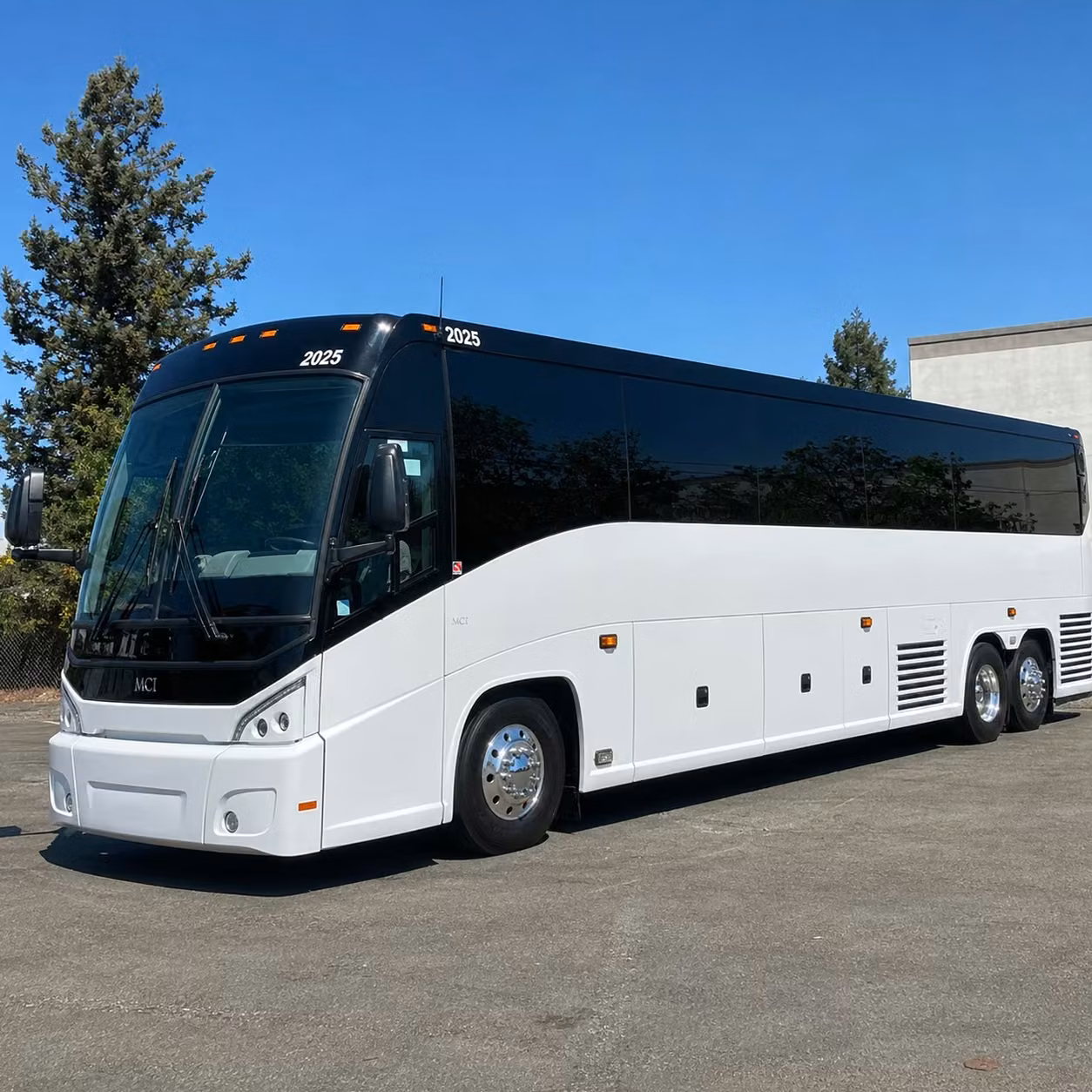 rochester hills concert music festival bus rentals