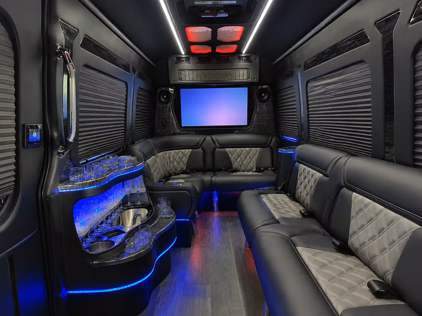 rochester hills corporate and university field trip shuttle services